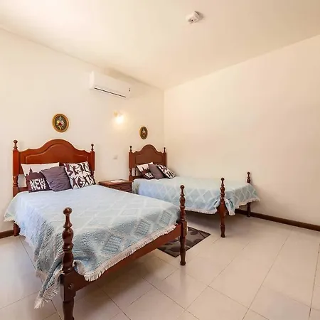 Vale Formoso Sleeps 4 Air Con Wifi *